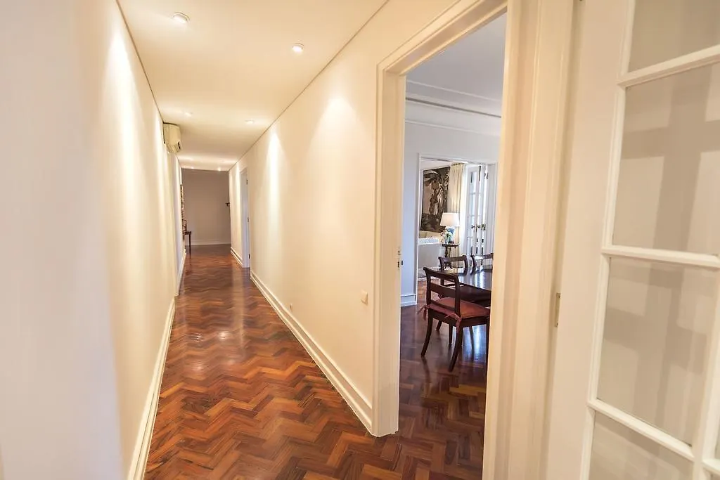 Lovelystay - Campo Pequeno Charming Apartment Lisbon 0*,  Portugal