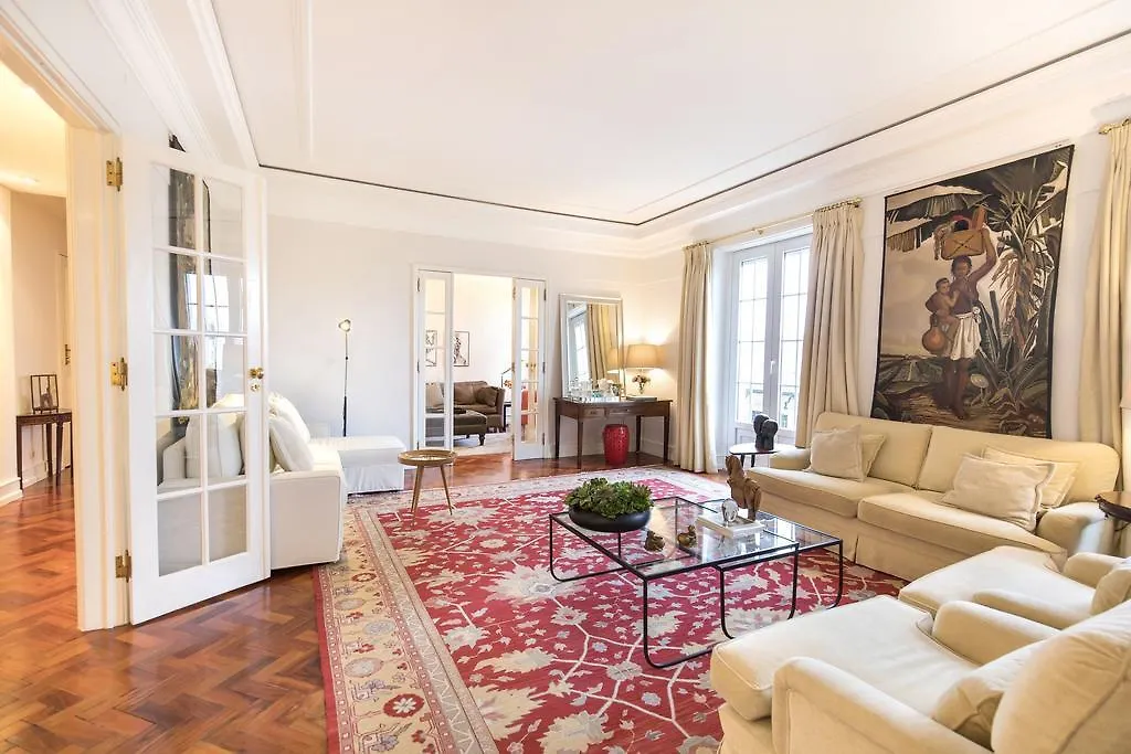 Lovelystay - Campo Pequeno Charming Apartment Lisbon
