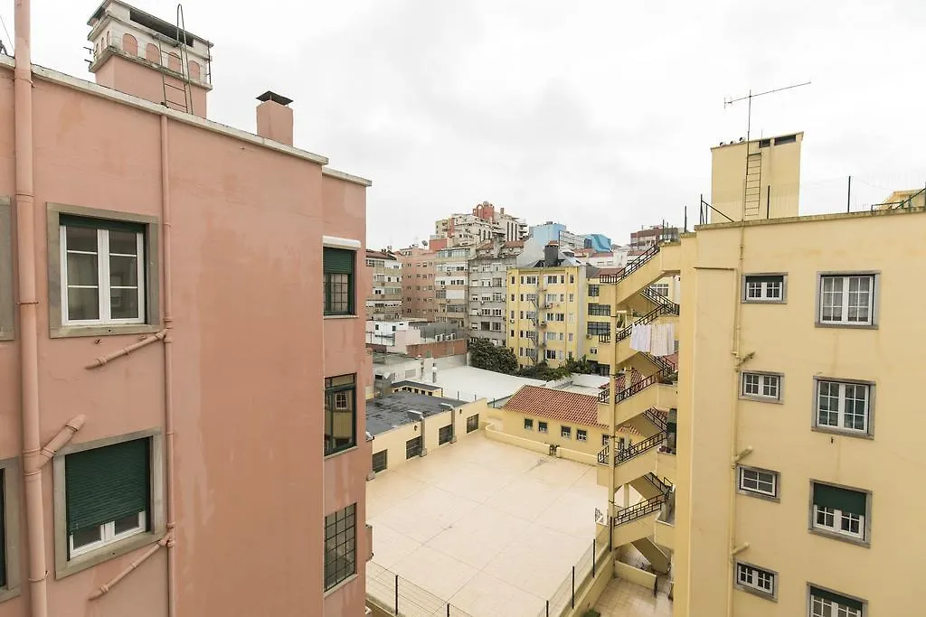 Lovelystay - Campo Pequeno Charming Apartment Lisbon