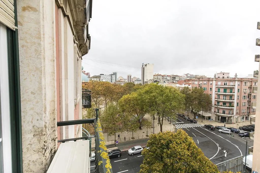 Lovelystay - Campo Pequeno Charming Apartment Lisbon