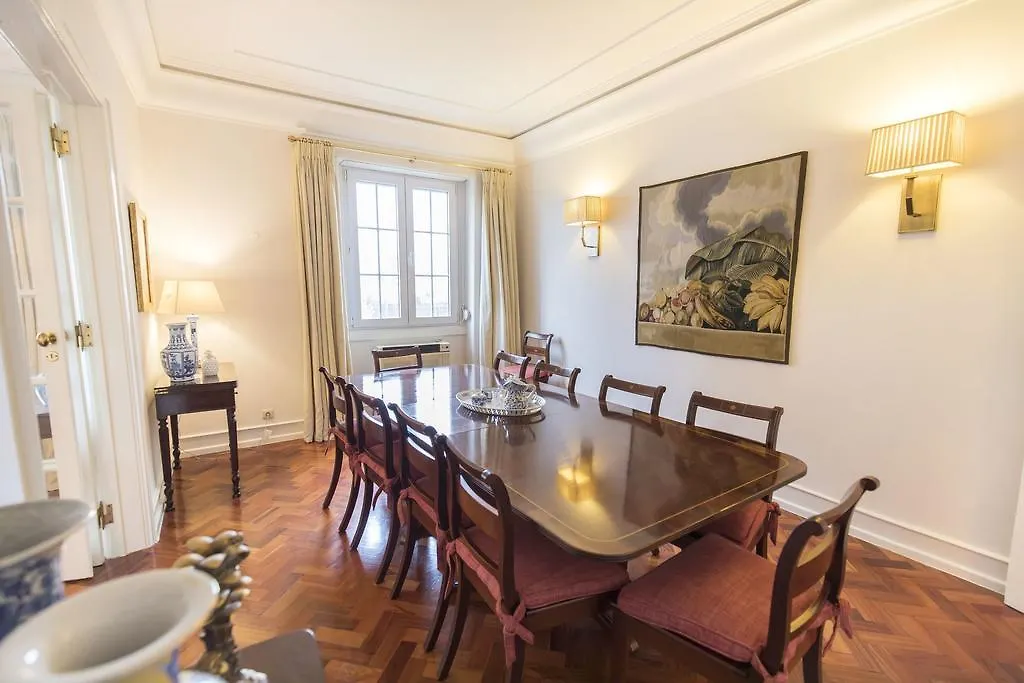 Lovelystay - Campo Pequeno Charming Apartment Lisbon
