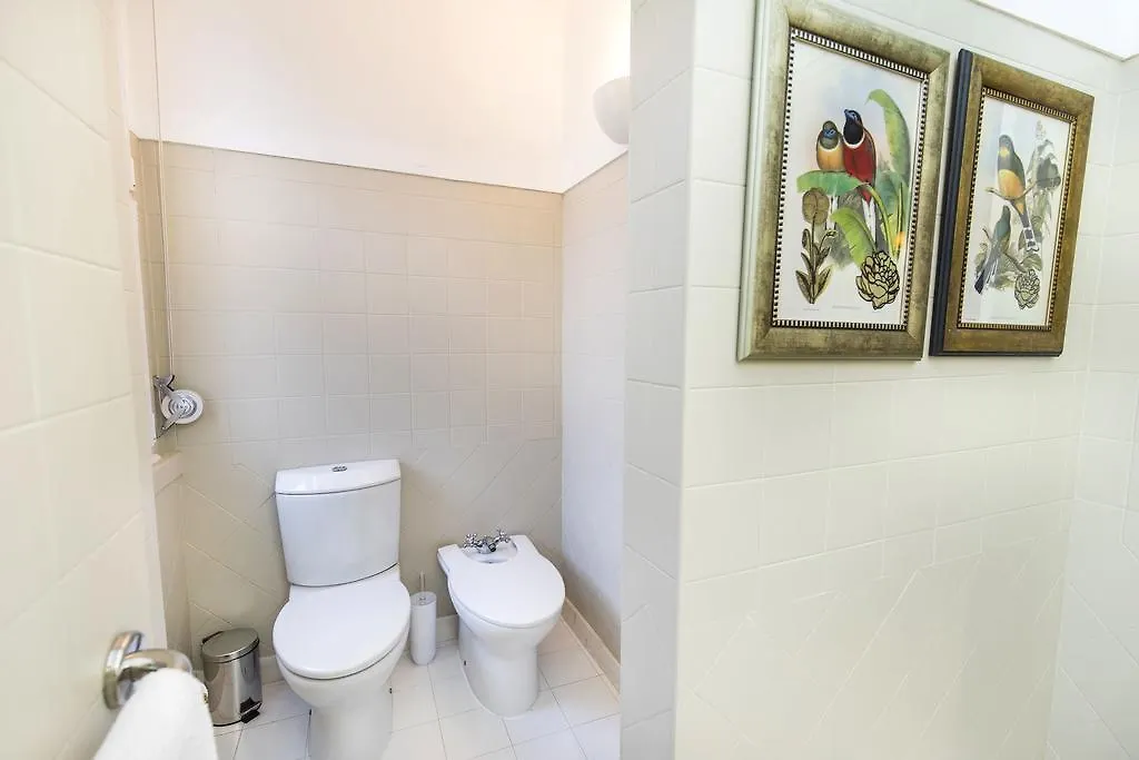 Lovelystay - Campo Pequeno Charming Apartment Lisbon