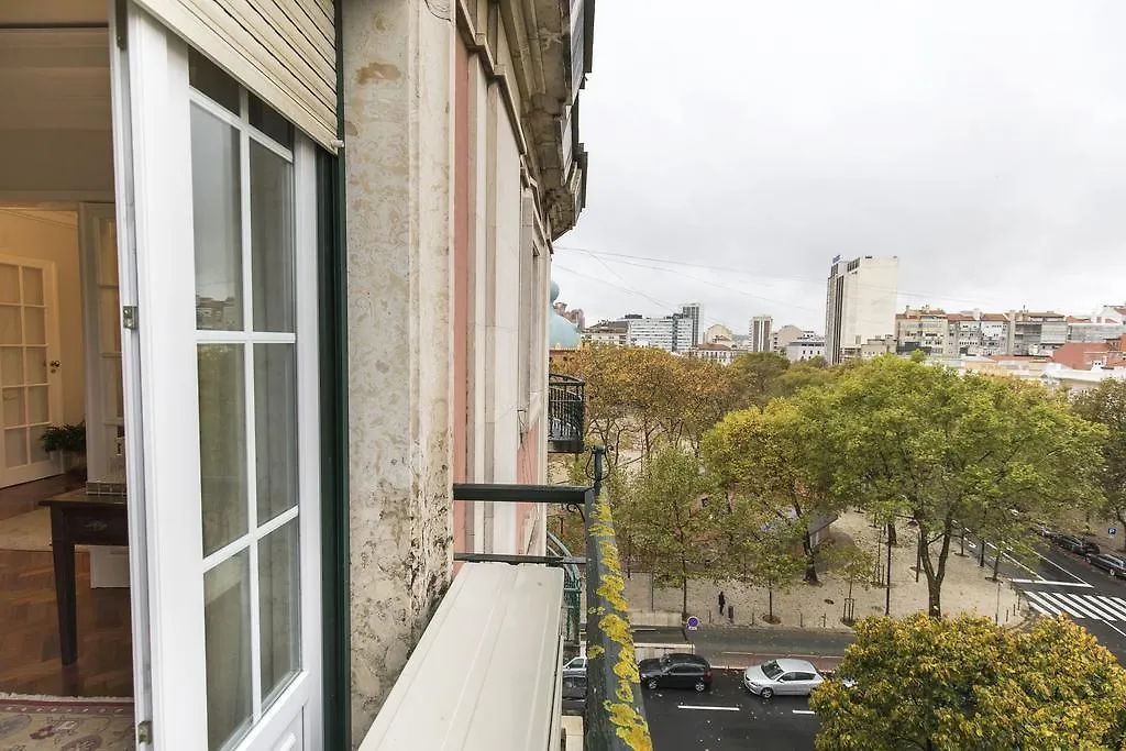 Lovelystay - Campo Pequeno Charming Apartment Lisbon
