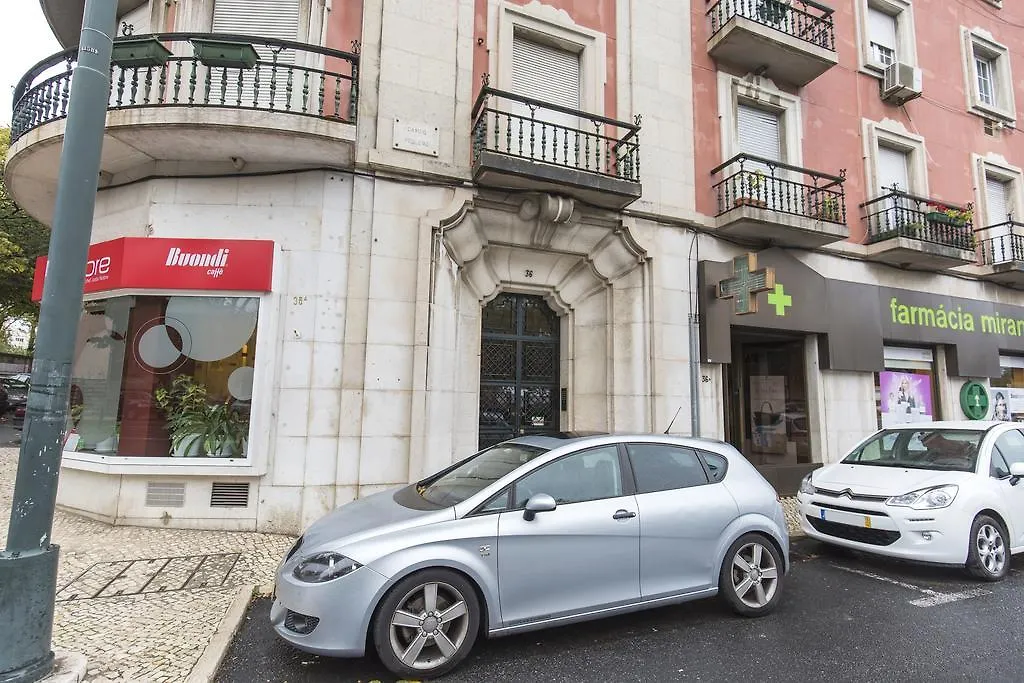Lovelystay - Campo Pequeno Charming Apartment Lisboa