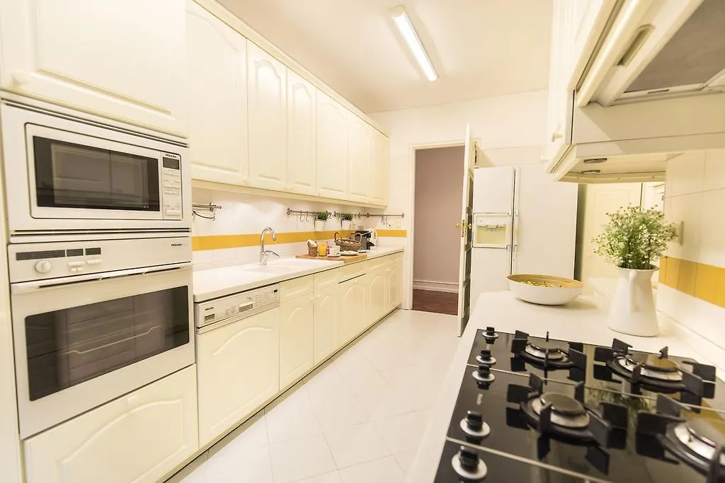 Lovelystay - Campo Pequeno Charming Apartment Lisboa 0*,  Πορτογαλία